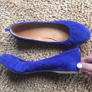 Blue suede shoes (flats!)